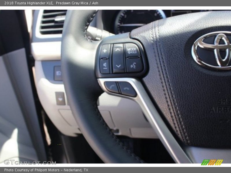 Predawn Gray Mica / Ash 2018 Toyota Highlander XLE