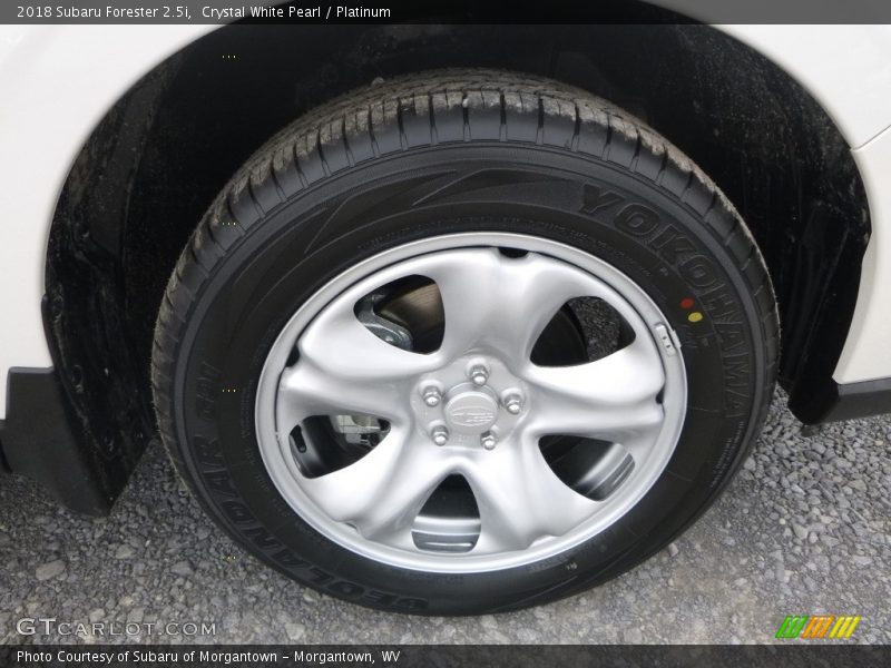 Crystal White Pearl / Platinum 2018 Subaru Forester 2.5i