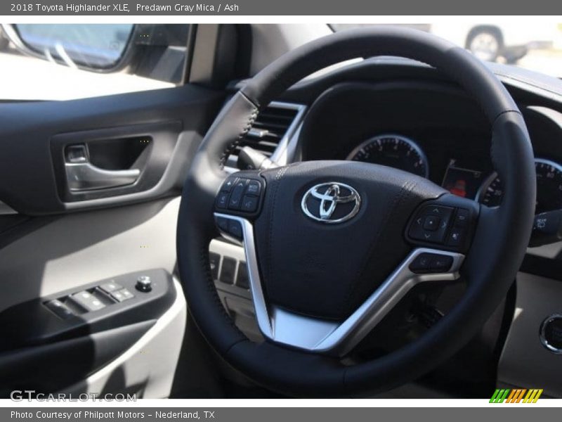 Predawn Gray Mica / Ash 2018 Toyota Highlander XLE