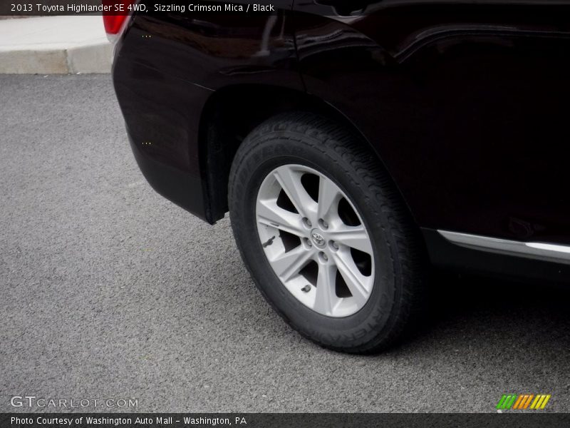 Sizzling Crimson Mica / Black 2013 Toyota Highlander SE 4WD