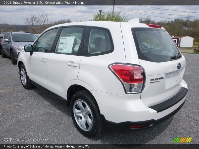 Crystal White Pearl / Platinum 2018 Subaru Forester 2.5i