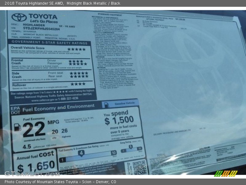 Midnight Black Metallic / Black 2018 Toyota Highlander SE AWD