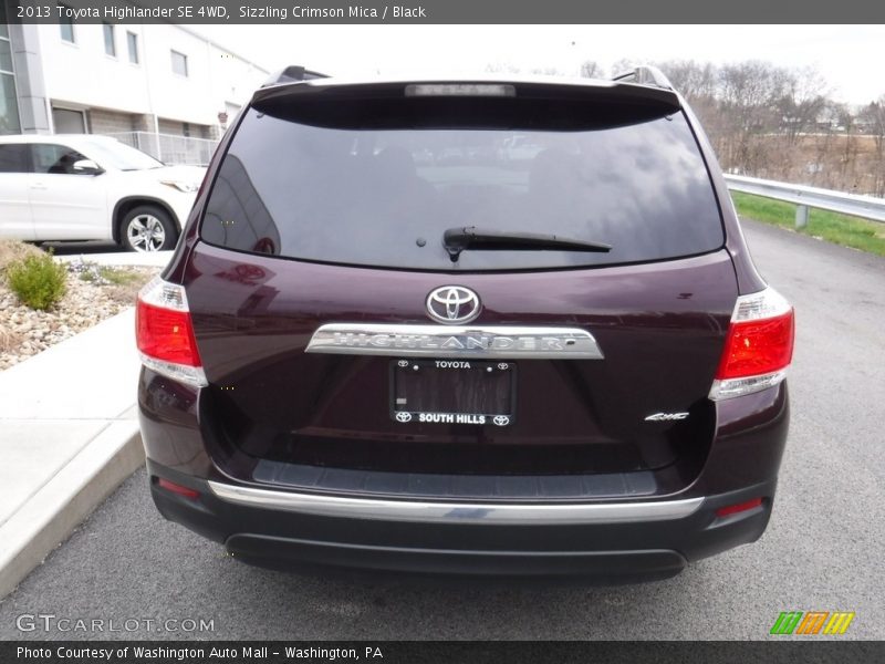 Sizzling Crimson Mica / Black 2013 Toyota Highlander SE 4WD