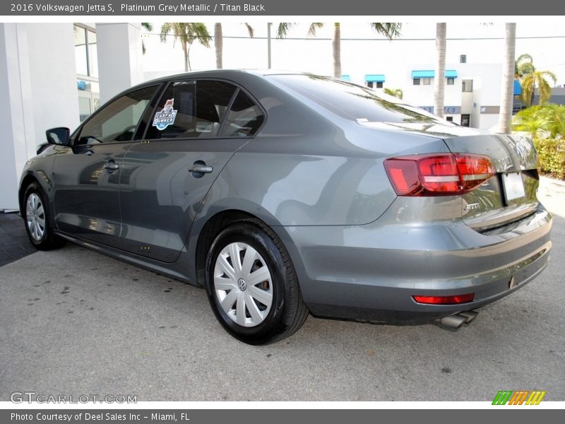 Platinum Grey Metallic / Titan Black 2016 Volkswagen Jetta S