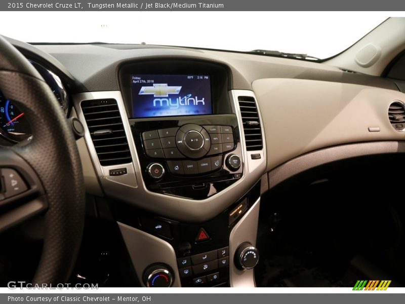 Tungsten Metallic / Jet Black/Medium Titanium 2015 Chevrolet Cruze LT