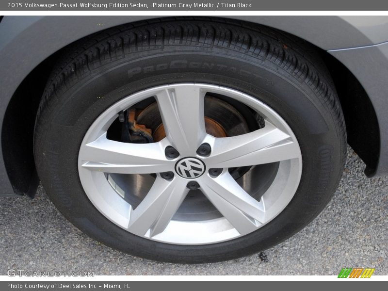 Platinum Gray Metallic / Titan Black 2015 Volkswagen Passat Wolfsburg Edition Sedan