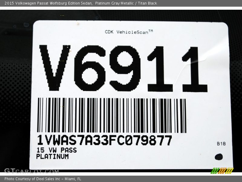 Platinum Gray Metallic / Titan Black 2015 Volkswagen Passat Wolfsburg Edition Sedan