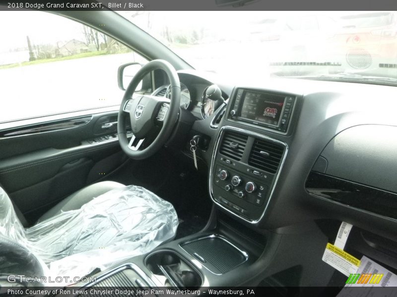 Billet / Black 2018 Dodge Grand Caravan SXT
