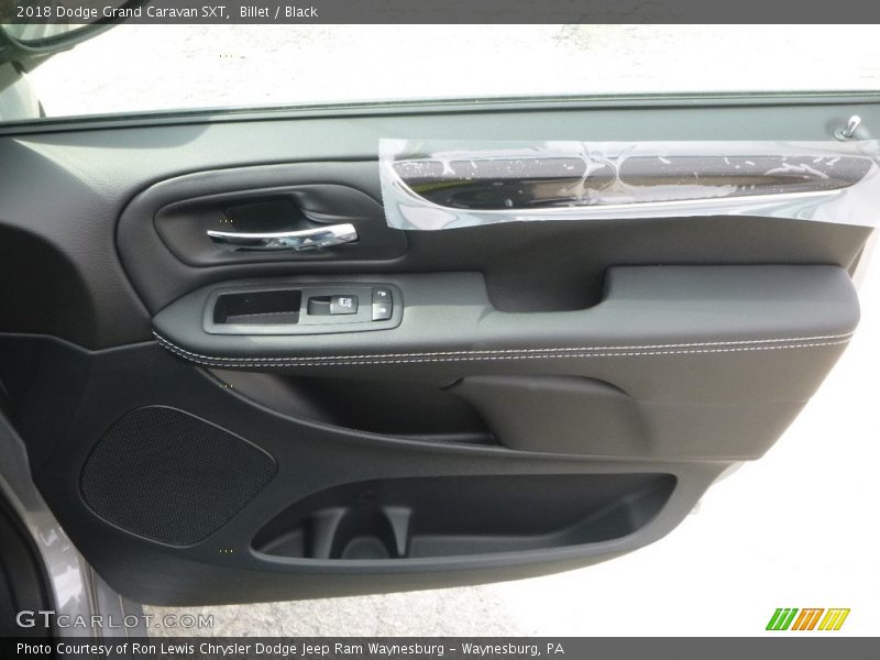 Billet / Black 2018 Dodge Grand Caravan SXT
