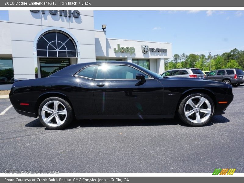 Pitch Black / Black 2018 Dodge Challenger R/T