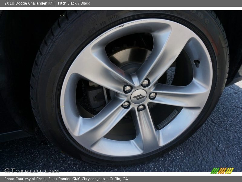 Pitch Black / Black 2018 Dodge Challenger R/T