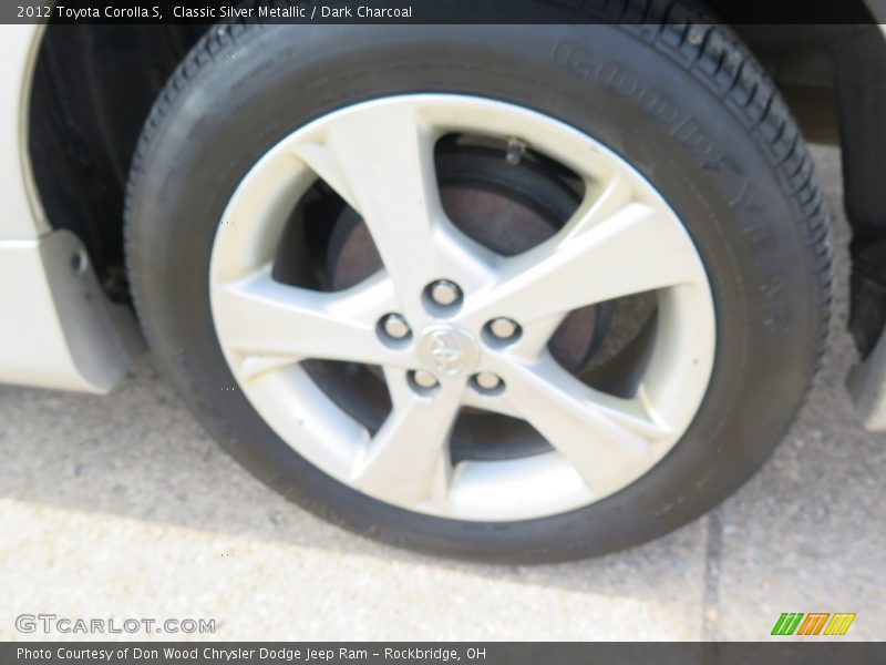 Classic Silver Metallic / Dark Charcoal 2012 Toyota Corolla S