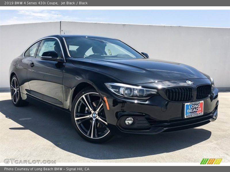 Front 3/4 View of 2019 4 Series 430i Coupe