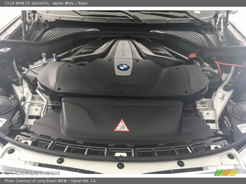 Alpine White / Black 2018 BMW X5 xDrive50i