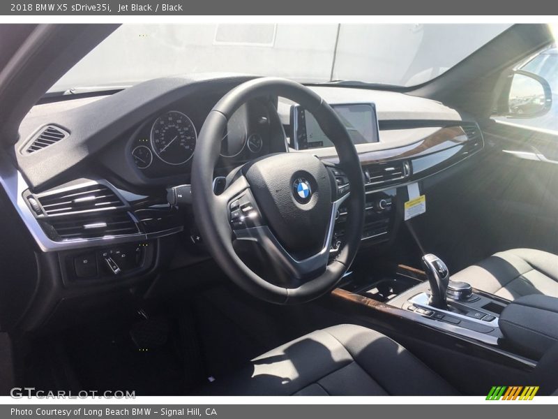 Jet Black / Black 2018 BMW X5 sDrive35i
