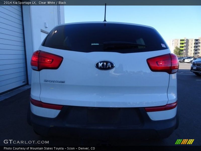 Clear White / Black 2014 Kia Sportage LX