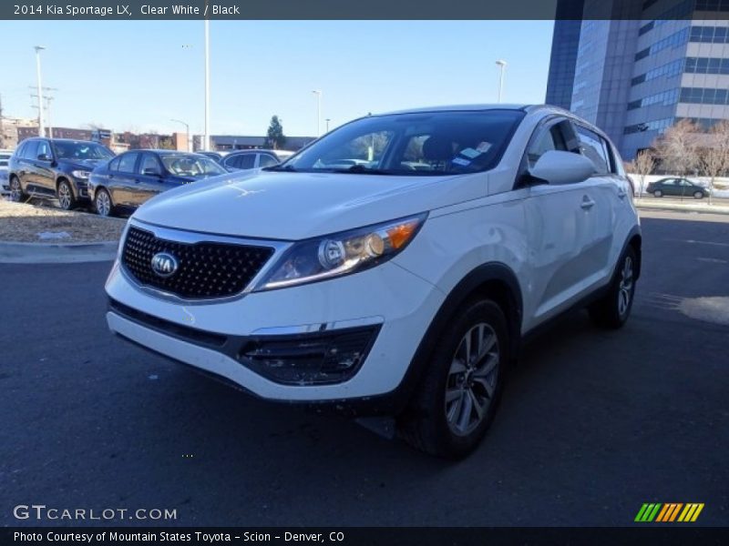 Clear White / Black 2014 Kia Sportage LX