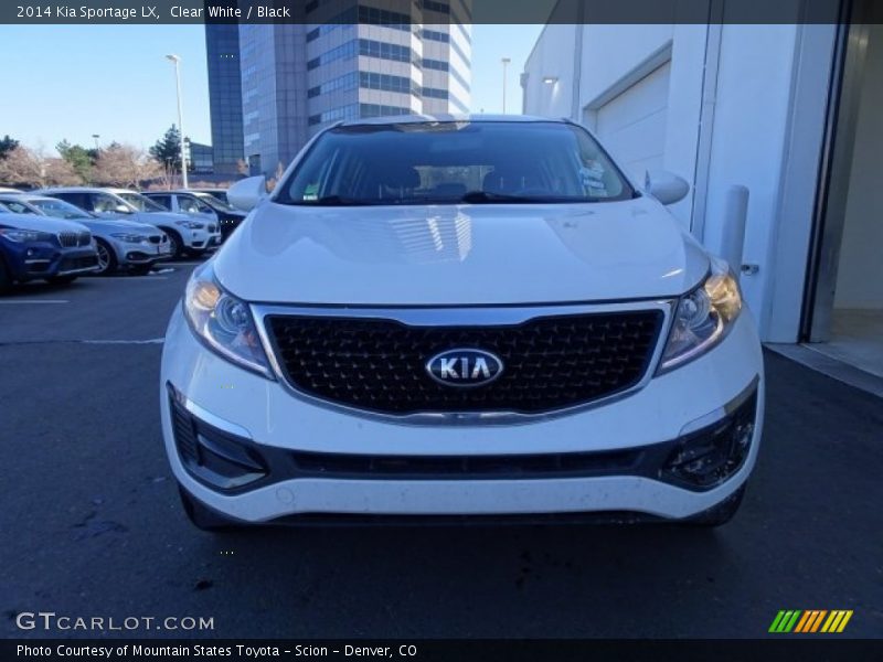 Clear White / Black 2014 Kia Sportage LX