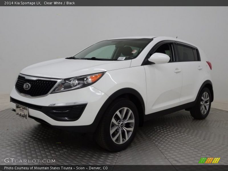 Clear White / Black 2014 Kia Sportage LX