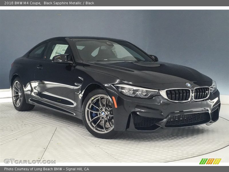 Front 3/4 View of 2018 M4 Coupe