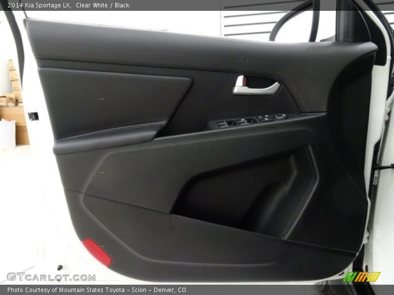 Clear White / Black 2014 Kia Sportage LX