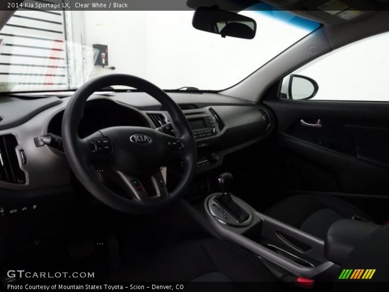 Clear White / Black 2014 Kia Sportage LX