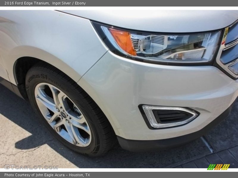 Ingot Silver / Ebony 2016 Ford Edge Titanium