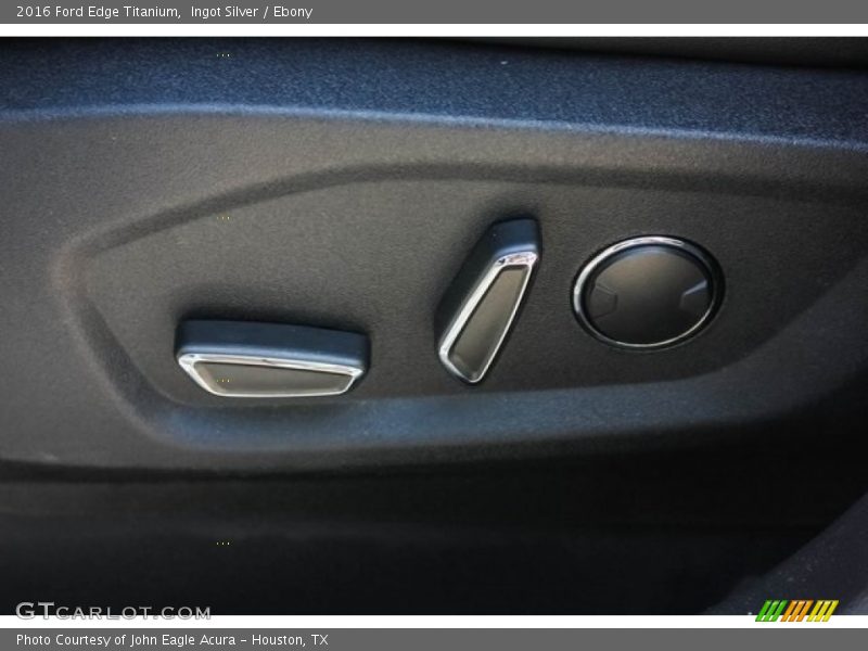 Ingot Silver / Ebony 2016 Ford Edge Titanium