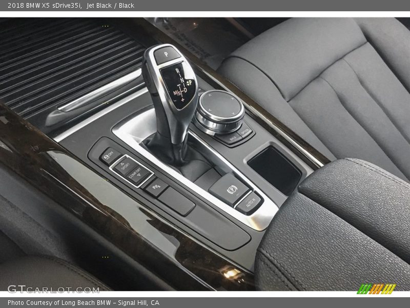 Jet Black / Black 2018 BMW X5 sDrive35i