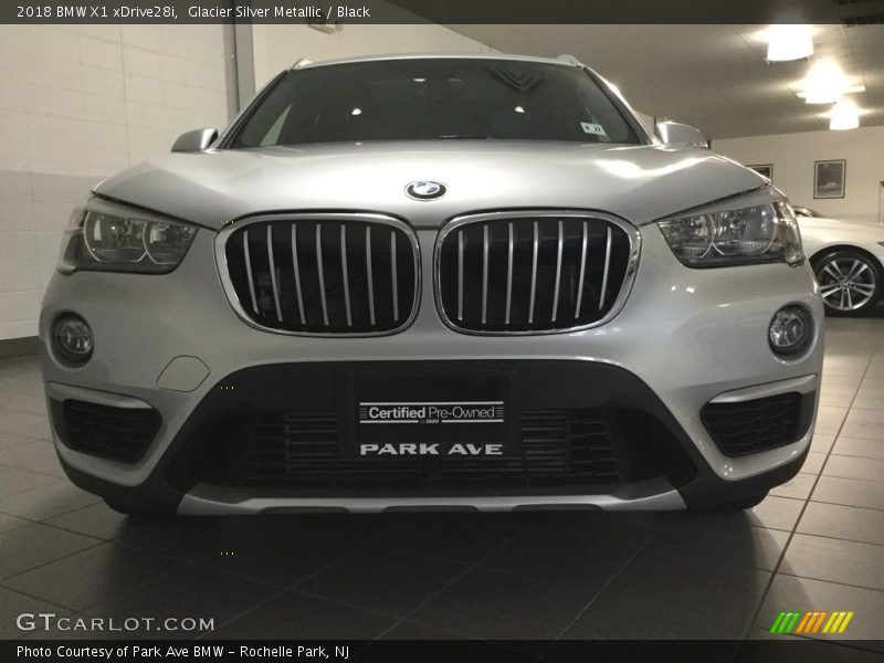 Glacier Silver Metallic / Black 2018 BMW X1 xDrive28i