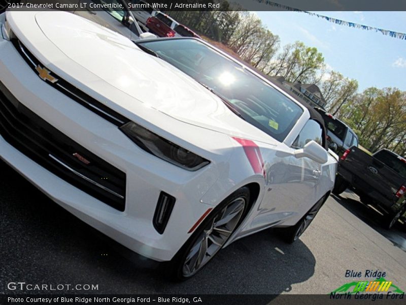 Summit White / Adrenaline Red 2017 Chevrolet Camaro LT Convertible