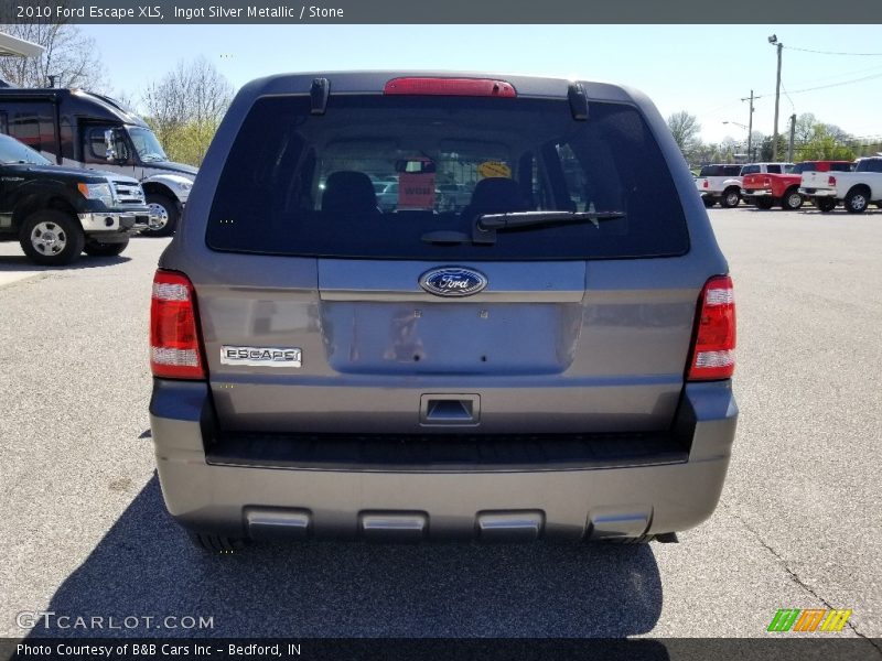 Ingot Silver Metallic / Stone 2010 Ford Escape XLS