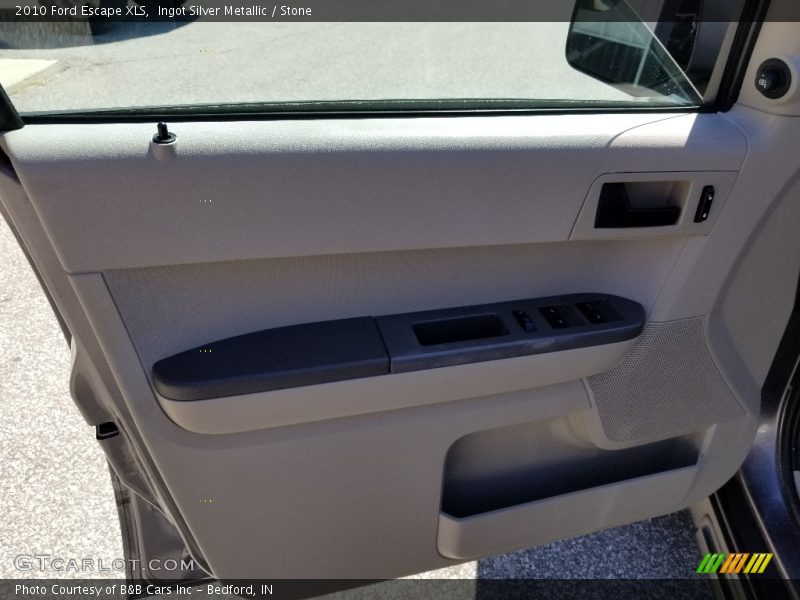 Ingot Silver Metallic / Stone 2010 Ford Escape XLS