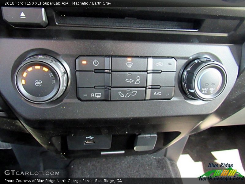 Magnetic / Earth Gray 2018 Ford F150 XLT SuperCab 4x4