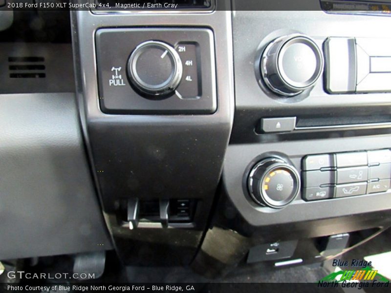 Magnetic / Earth Gray 2018 Ford F150 XLT SuperCab 4x4