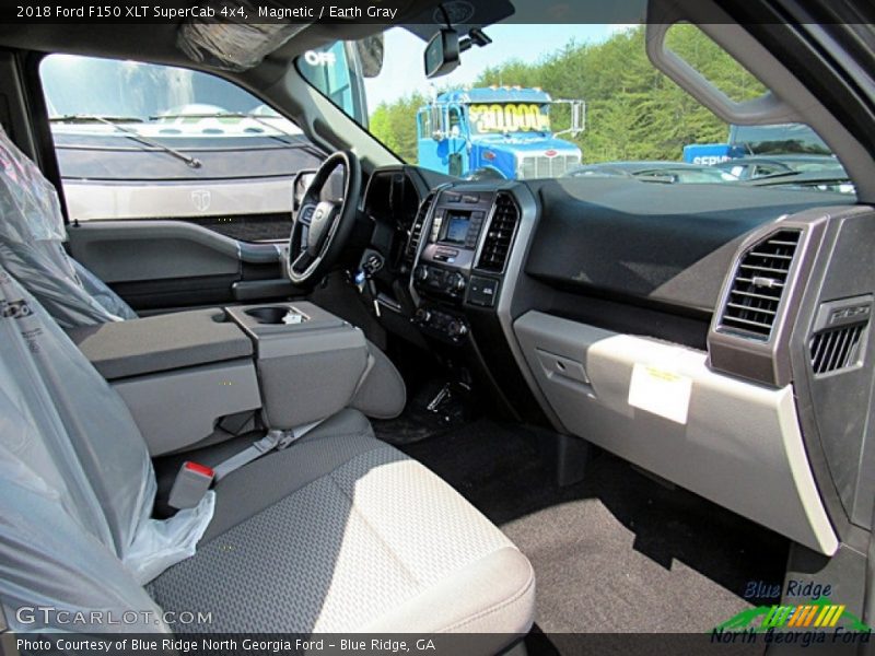 Magnetic / Earth Gray 2018 Ford F150 XLT SuperCab 4x4