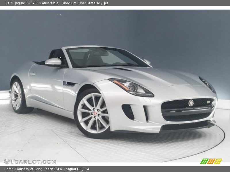 Front 3/4 View of 2015 F-TYPE Convertible