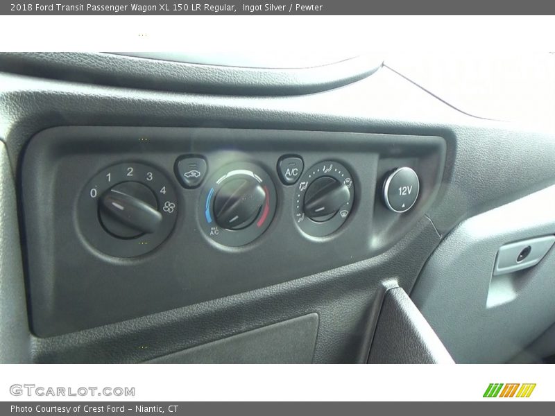 Controls of 2018 Transit Passenger Wagon XL 150 LR Regular