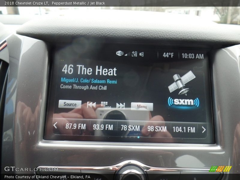 Pepperdust Metallic / Jet Black 2018 Chevrolet Cruze LT