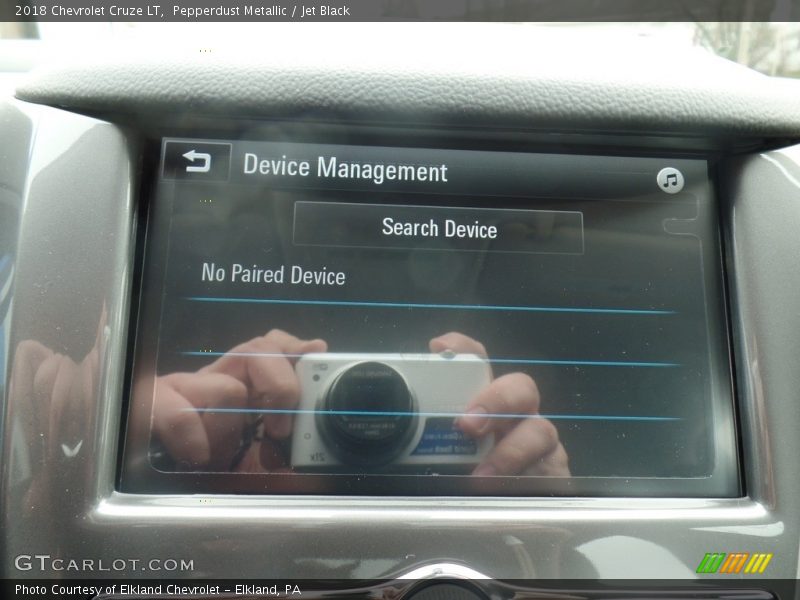 Pepperdust Metallic / Jet Black 2018 Chevrolet Cruze LT