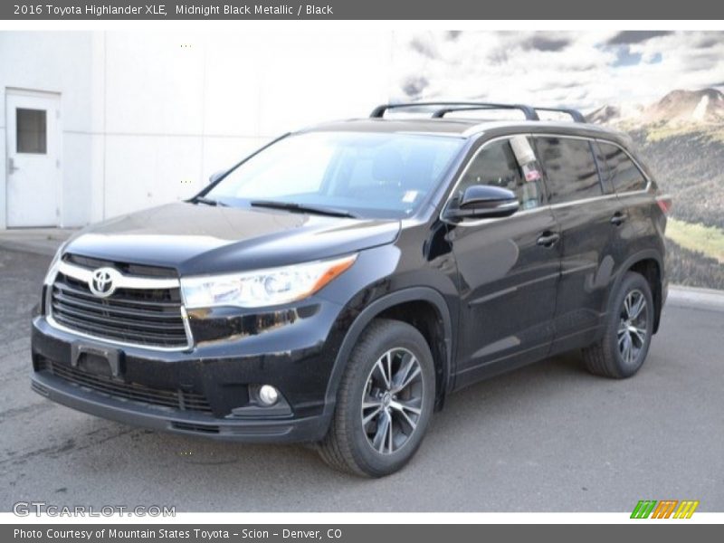 Midnight Black Metallic / Black 2016 Toyota Highlander XLE
