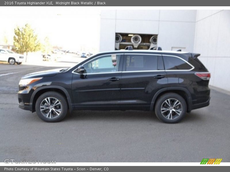 Midnight Black Metallic / Black 2016 Toyota Highlander XLE