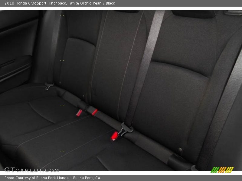 White Orchid Pearl / Black 2018 Honda Civic Sport Hatchback