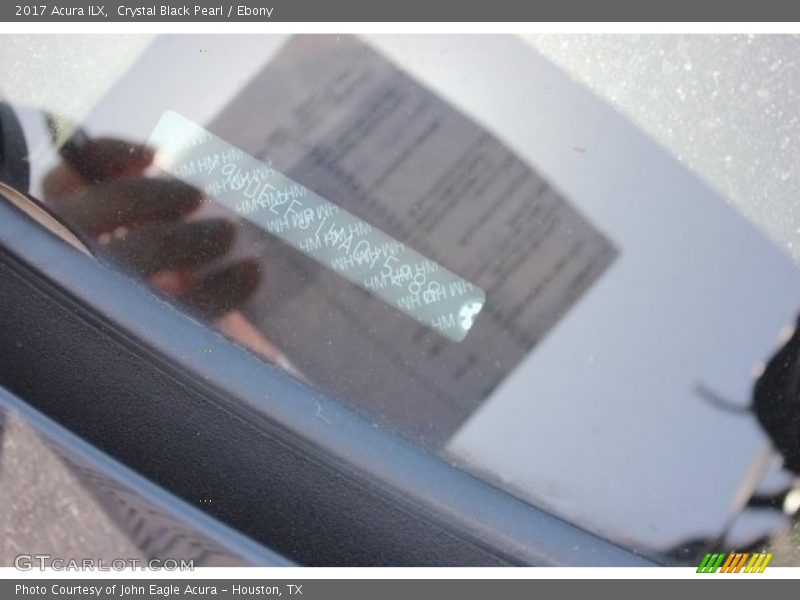 Crystal Black Pearl / Ebony 2017 Acura ILX