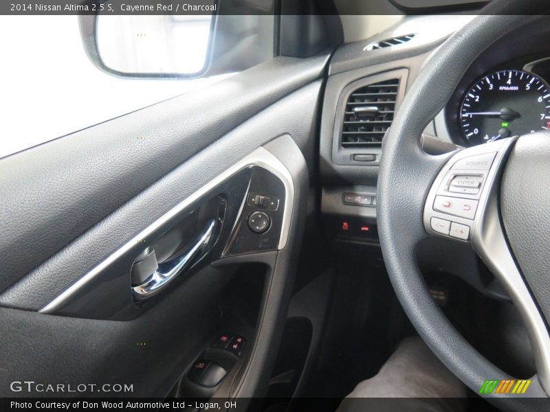 Cayenne Red / Charcoal 2014 Nissan Altima 2.5 S