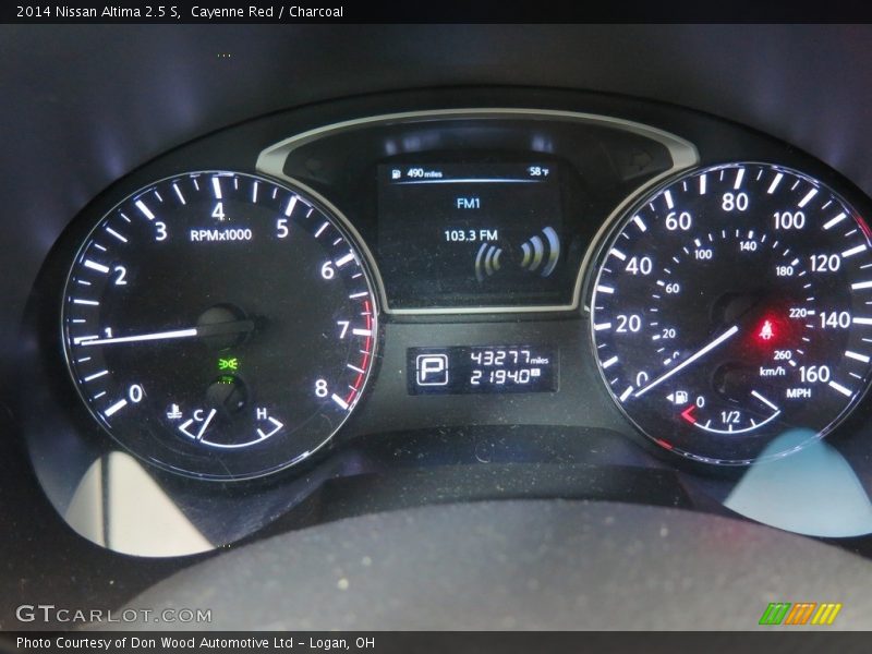 Cayenne Red / Charcoal 2014 Nissan Altima 2.5 S