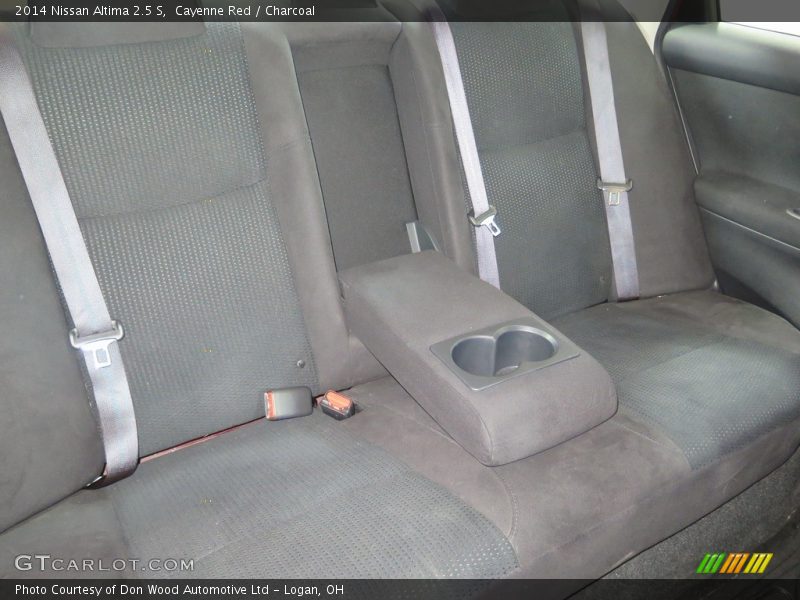 Cayenne Red / Charcoal 2014 Nissan Altima 2.5 S