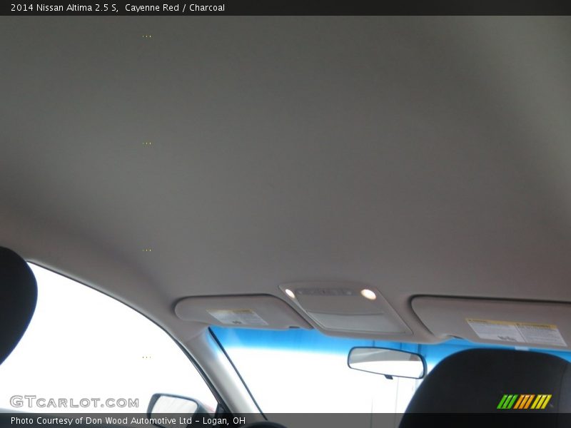 Cayenne Red / Charcoal 2014 Nissan Altima 2.5 S
