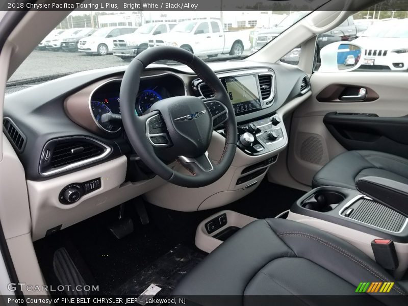 Bright White / Black/Alloy 2018 Chrysler Pacifica Touring L Plus