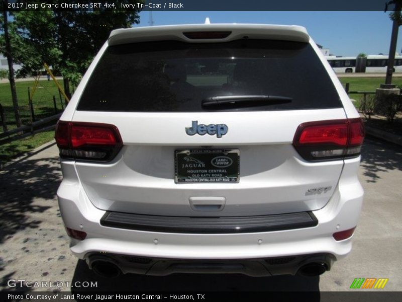 Ivory Tri-Coat / Black 2017 Jeep Grand Cherokee SRT 4x4